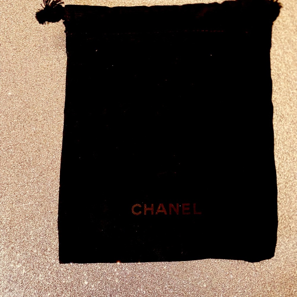 Chanel Makeup Tools Bundle 13 Items - Picture 2 of 11